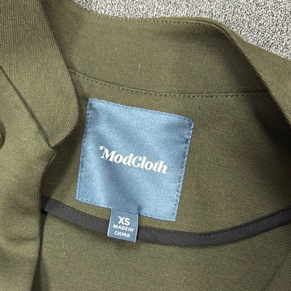 Modcloth olive Buttoned Blazer - Picture 8 of 8